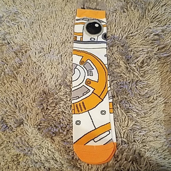 Disney Star Wars BB-8 socks - Picture 3 of 7